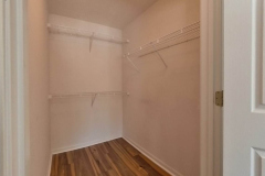 bed-1-closet-Medium